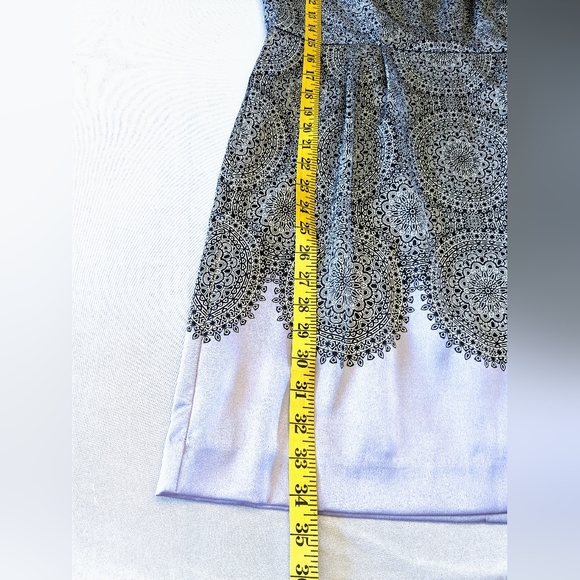 FINAL DAYS $5 The Limited Pattern Dress with Purple accent CLOSET CLOSING - Picture 10 of 13